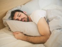 Simple Ways to Sleep Better at Night 