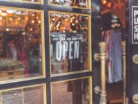 5 Benefits of Having an Automatic Door for Your Business
