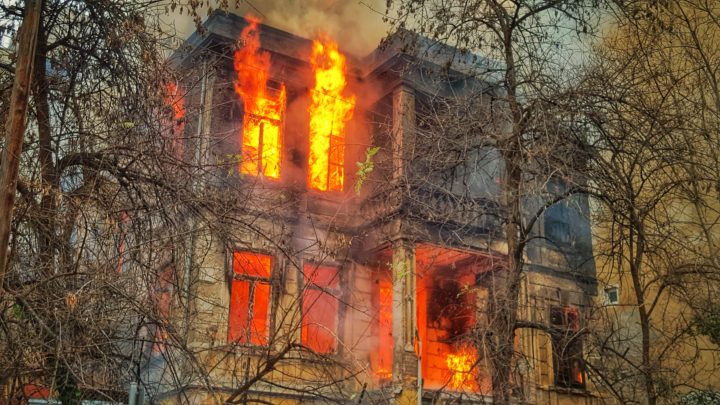 Know These 6 Things before Putting Your Fire-Damaged House on the Market