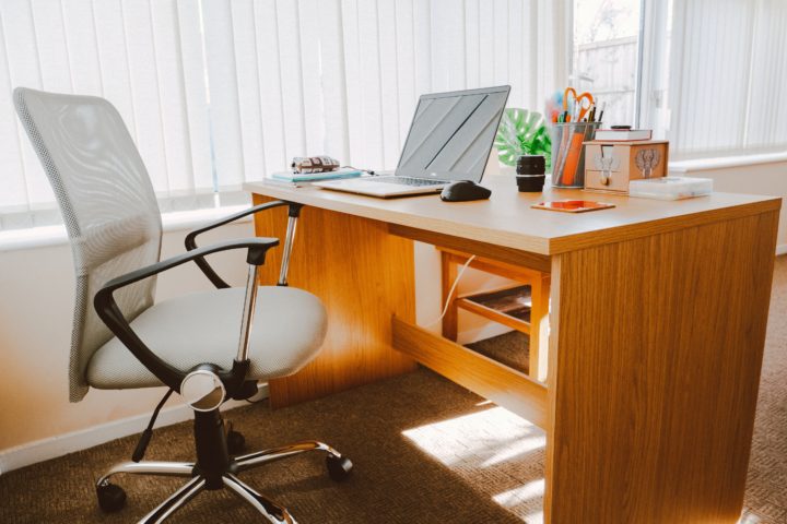 8 Reasons to Modernize your WFH Setup with an Ergonomic Desk Chair