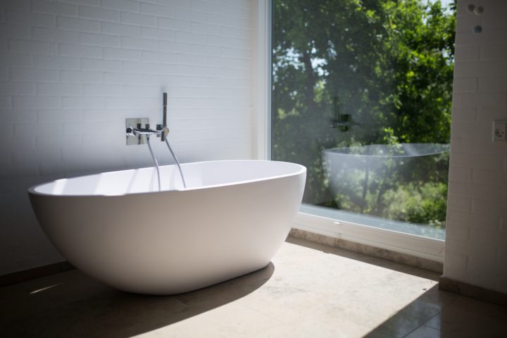 Great Reasons to Purchase a Free-Standing Bath