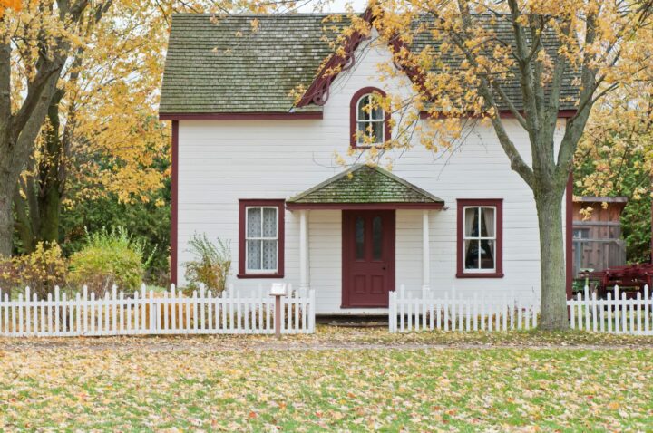 Boost Your Home’s Curb Appeal With These 4 Tips