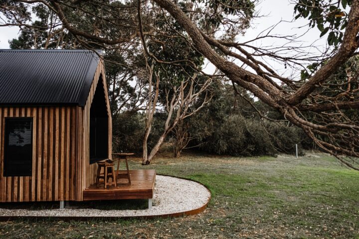 Top Tiny Houses with Rooftop Decks to Elevate Your Living Space