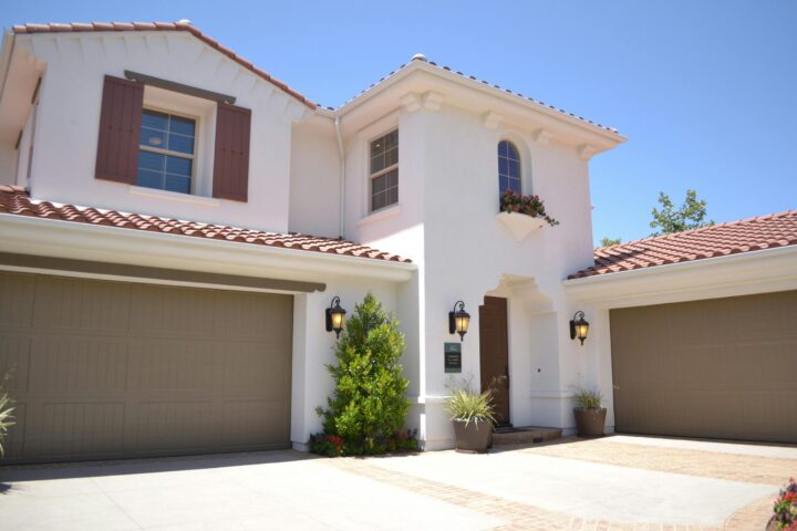 Garage Doors 101: Materials, Designs, and Installation Tips