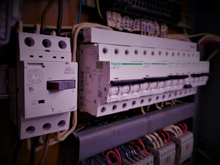 Why Smart Home Tech Overwhelms Older Wiring