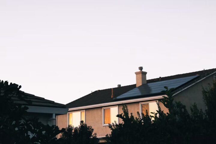Smart Home Features for Off Grid Living